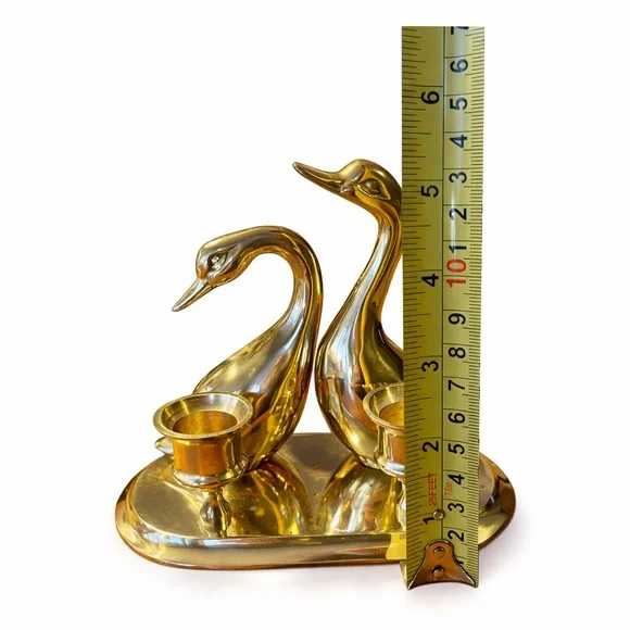Vintage Brass Swan Double Candlestick Holder Patina MCM Shelf Decor Taiwan 5.5" - Picture 2 of 9